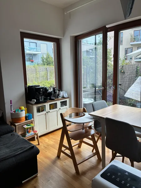 Schöne Wohnung mit eigenem Garten in Alt-Stralau, Friedrichshain – Möbel & Hausrat zur Übernahme — photo 1